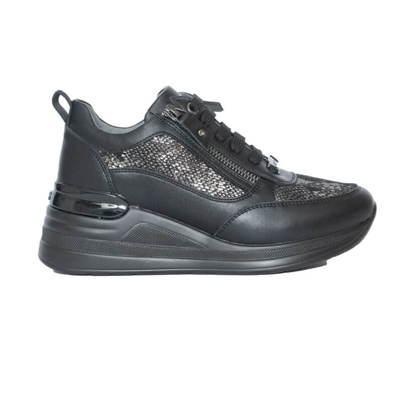 SCARPA GINNICA NERA