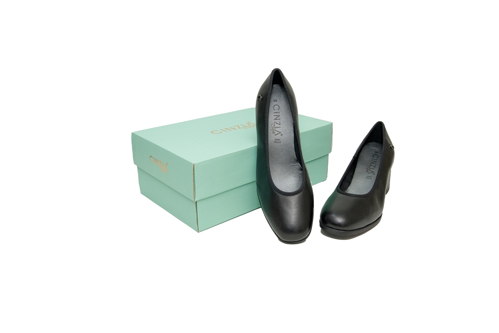 decoltee donna con tacco