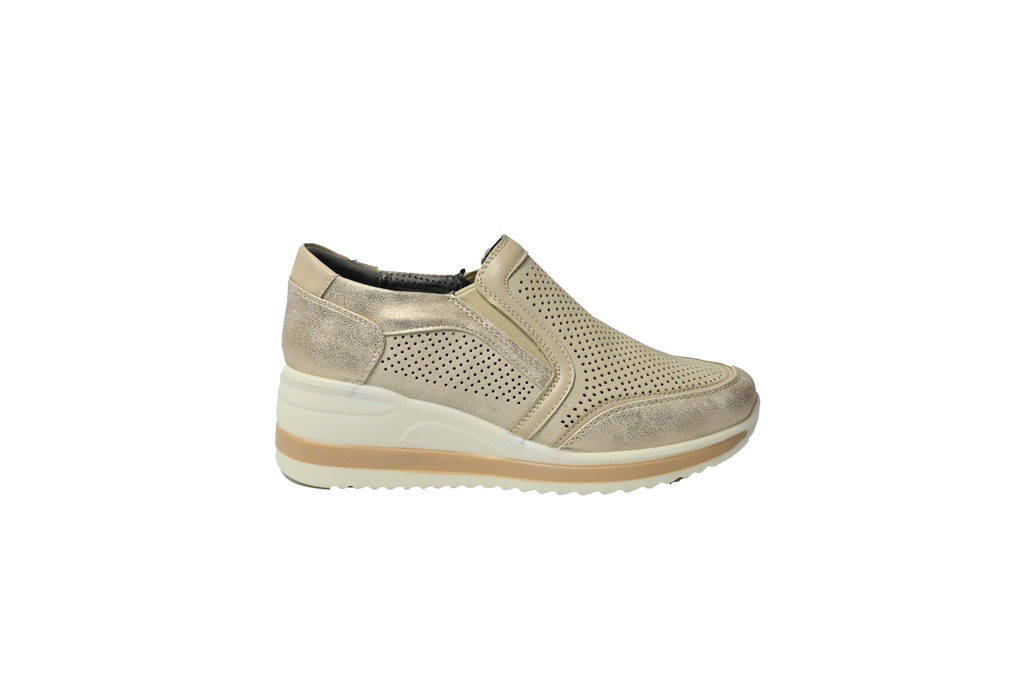 Mocassino con zeppa beige